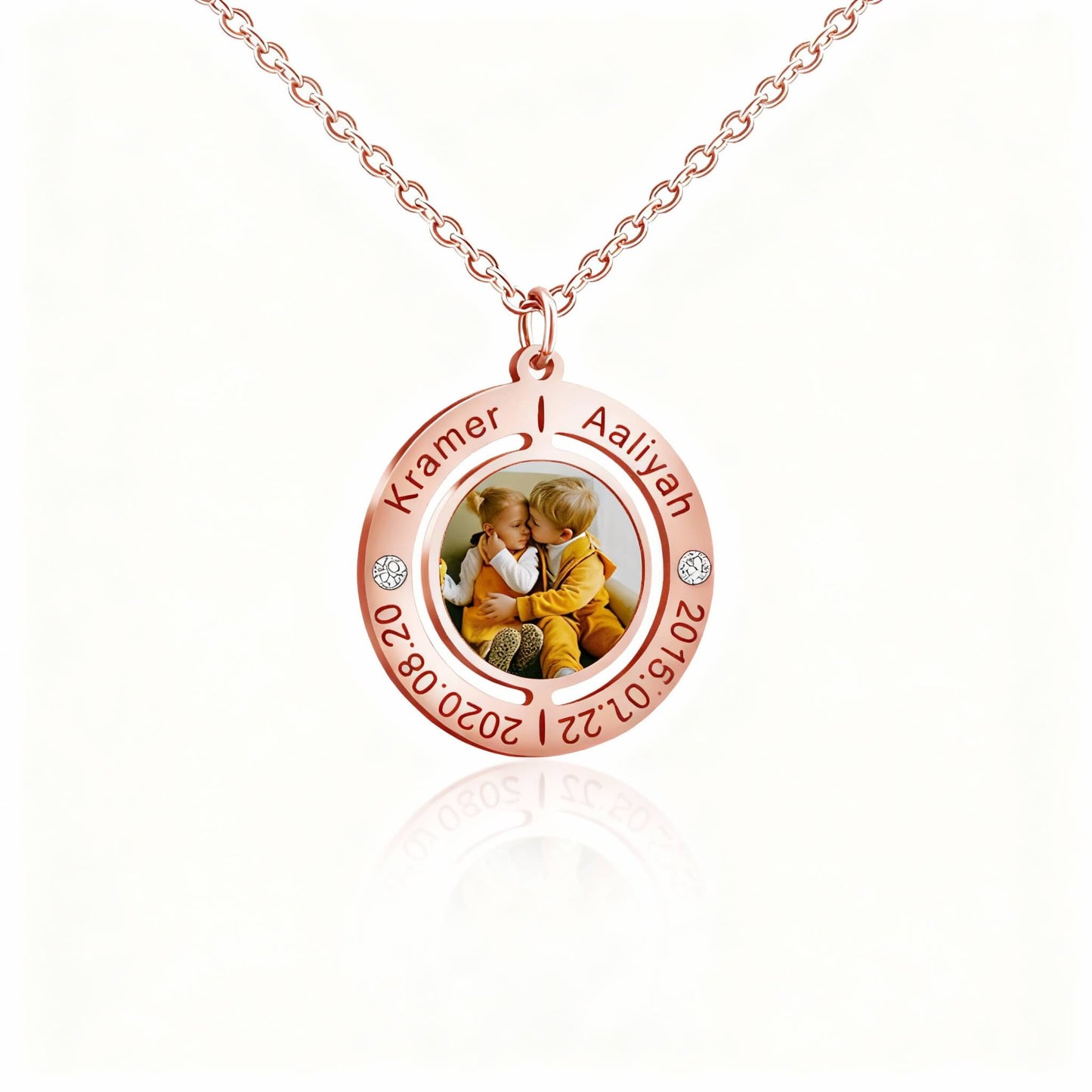 Picture Perfect Circle Necklace
